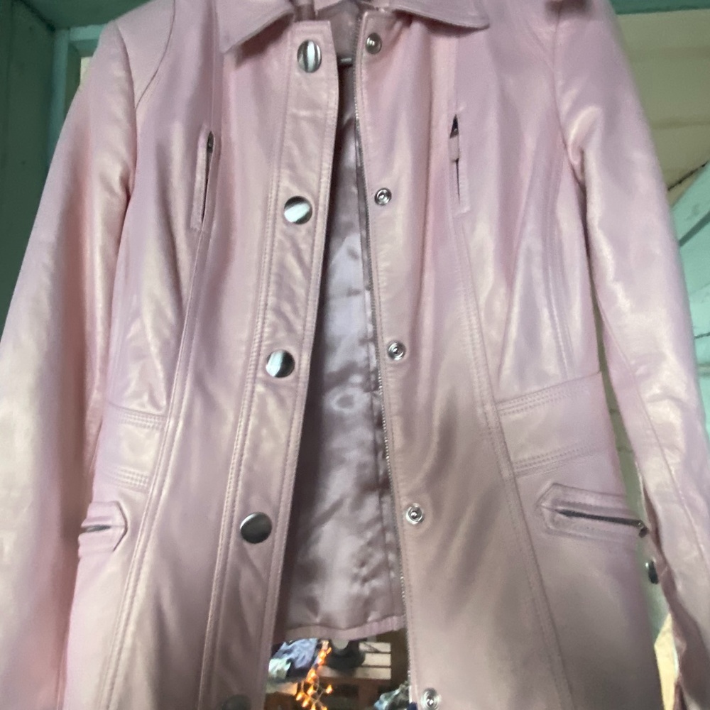 Pearly pink  100% leather jacket by ‘etcetera’